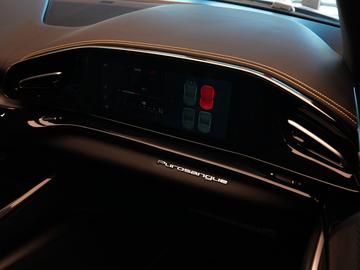 2023 Ferrari PUROSANGUE 缩略图 17
