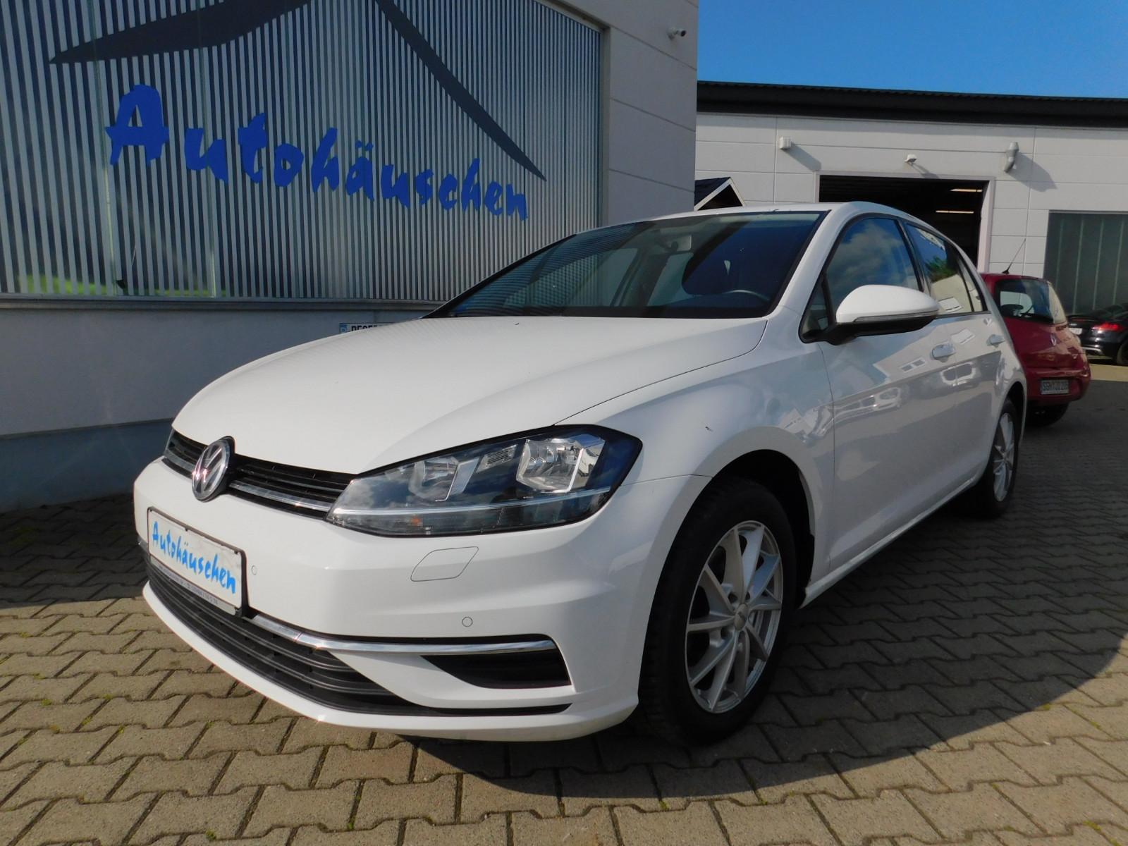 Volkswagen Golf VII 2.0 TDI DSG Comfortline Navi/Bluetooth
