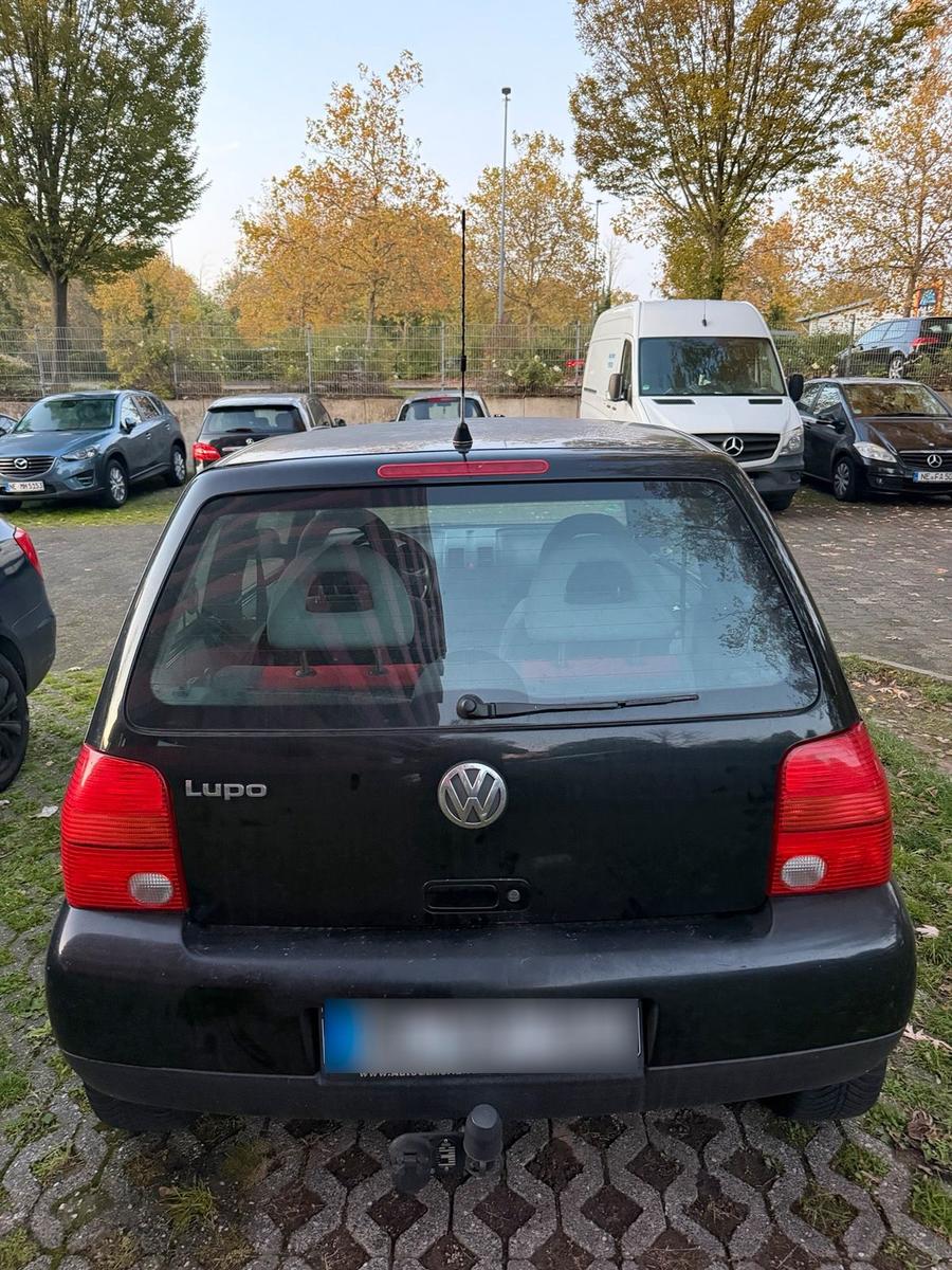 Volkswagen Lupo 2004 — вигляд ззаду