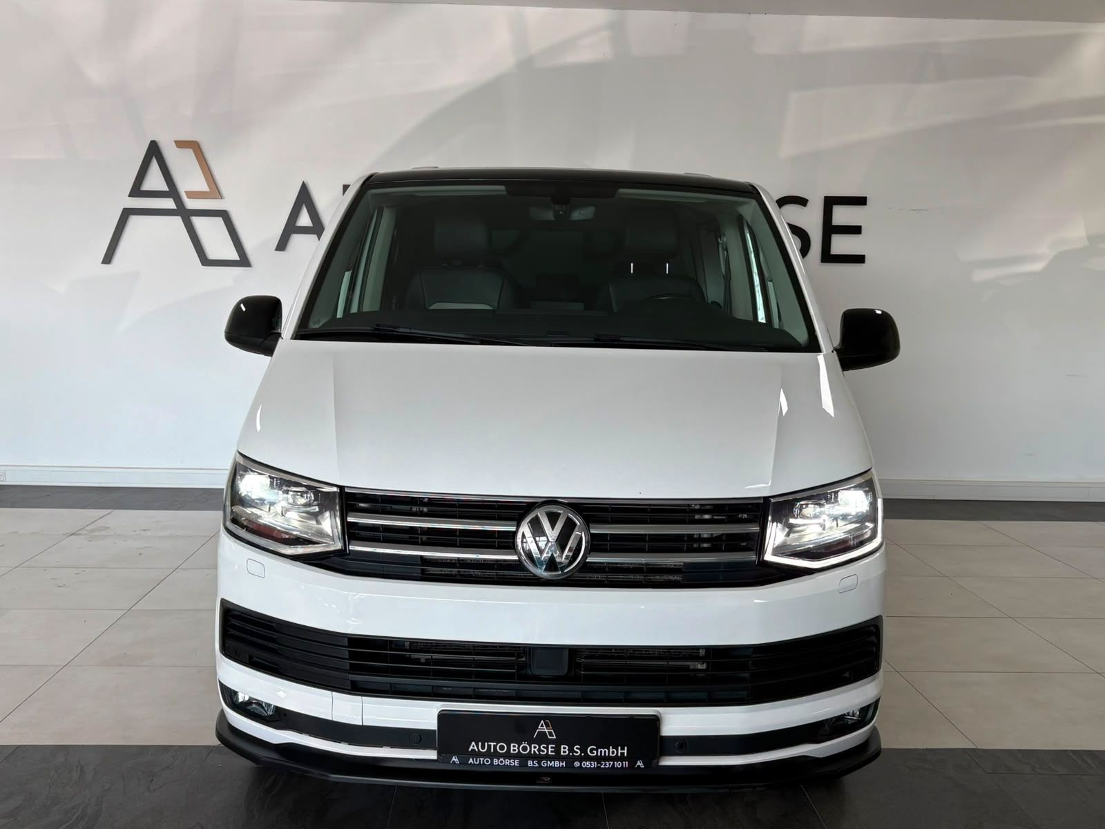 Volkswagen T6 Multivan EDITION LEDER AHK STHZG CAM DYN LED foto 6