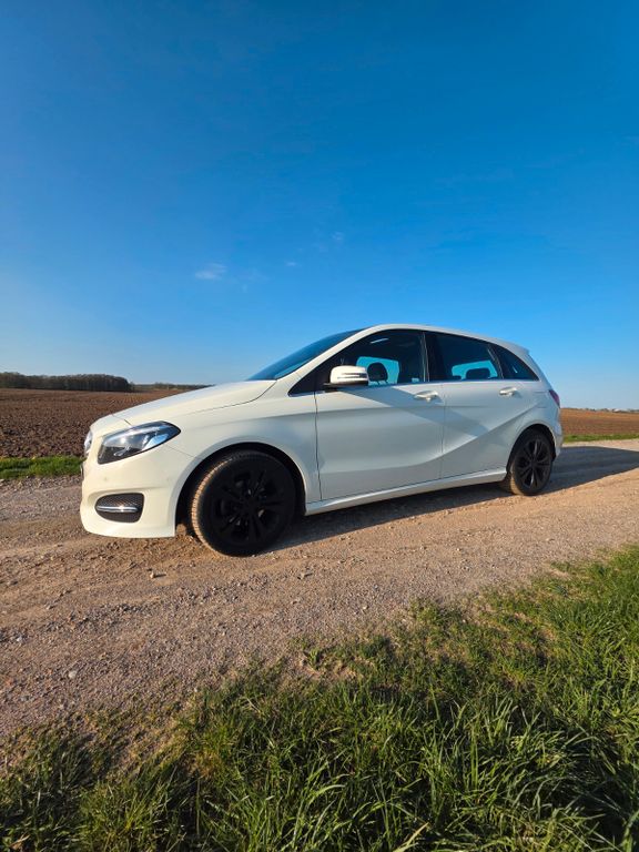 Image of Mercedes-Benz B 180
