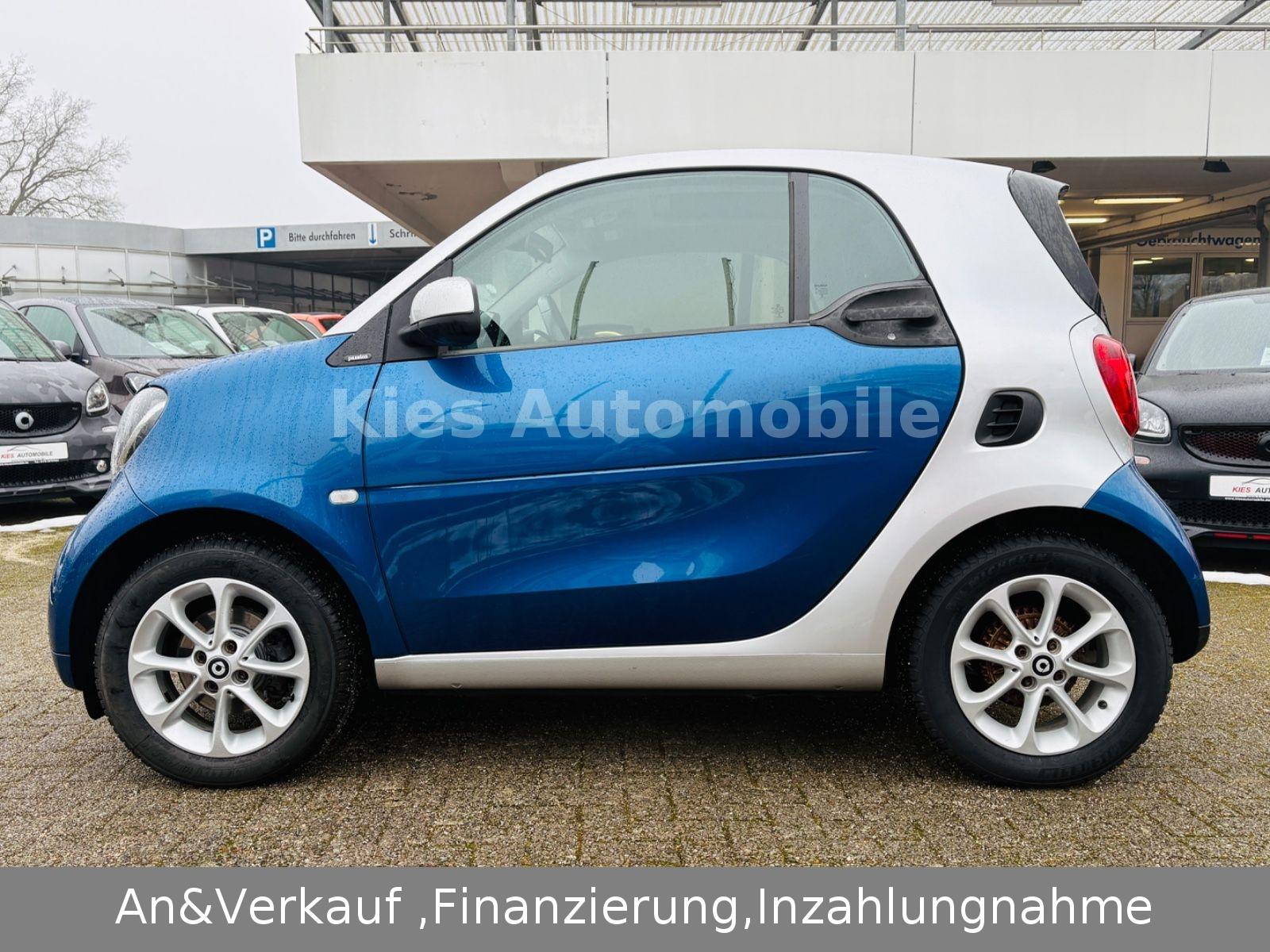 Smart ForTwo Passion 90PS AUTOM/NAVI/KAMERA/PANO/SITZH