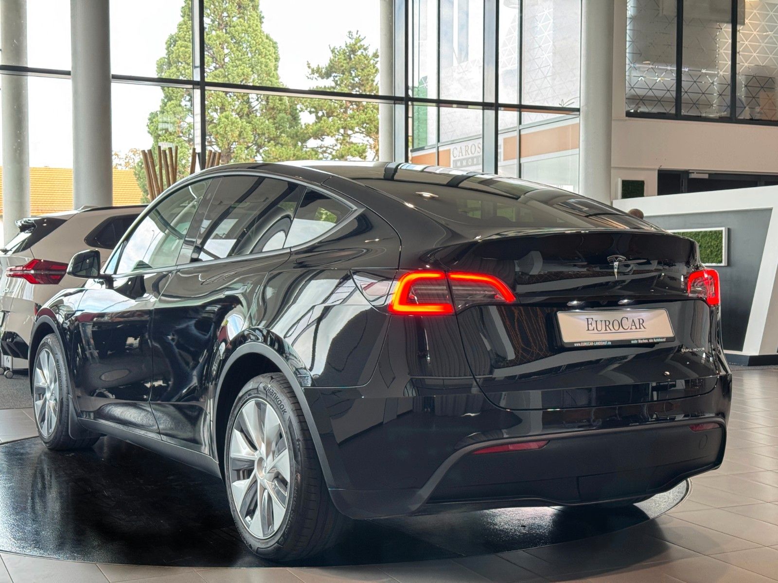 Tesla Model Y AWD Long Range Dual Motor Panorama AHK foto 2