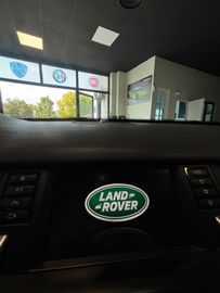 Land-Rover Discovery Sport - 12