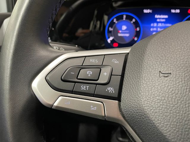 Golf VIII Variant Life 2.0 TDI NAVI ACC