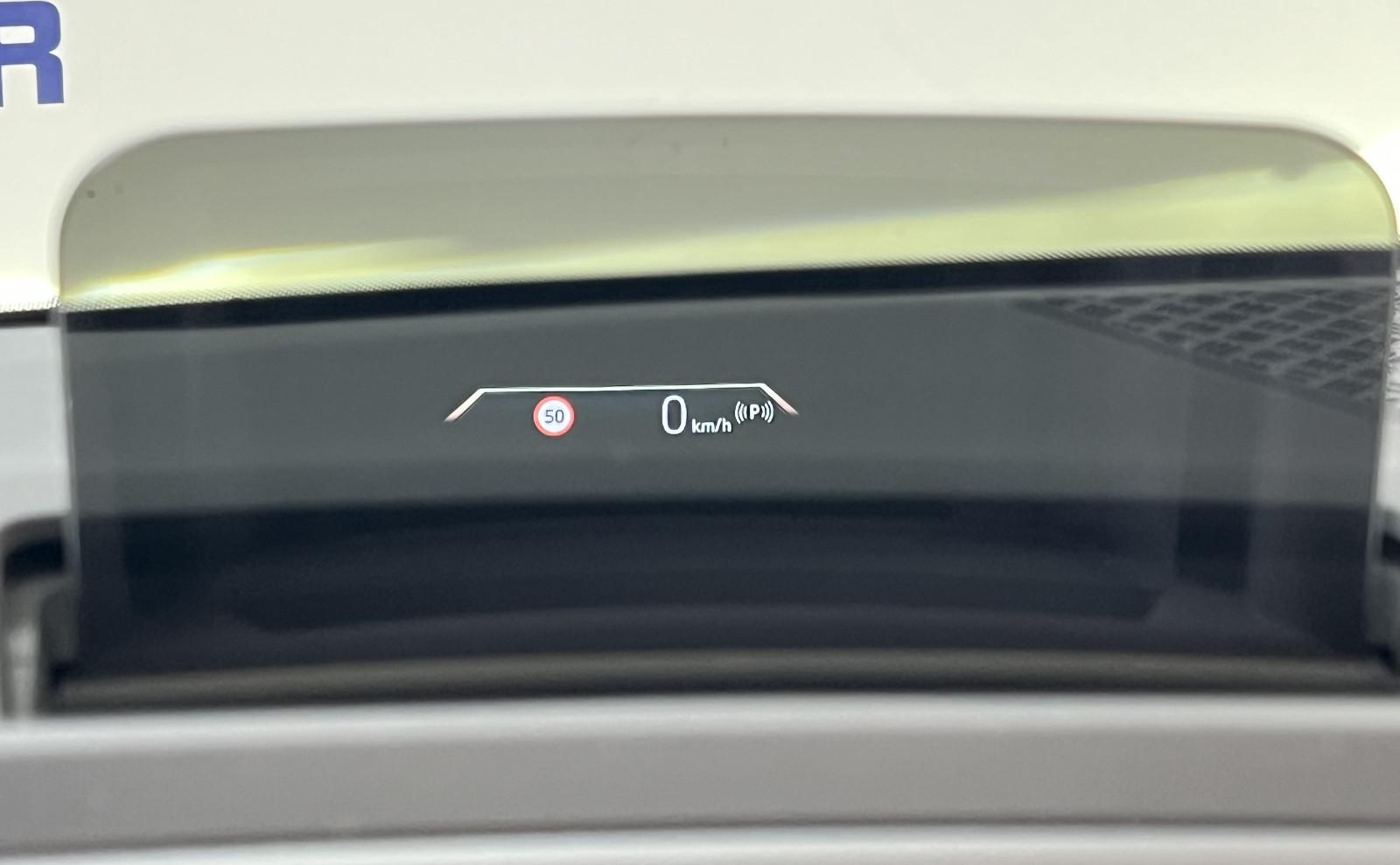 BMW Active 220 i Active Tourer M Sport 1,5 125 kW PANO H-Up, миниатюра 29