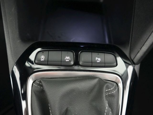 Corsa F EDITION+SITZHEIZUNG+LENKRADHEIZUNG+PARKP