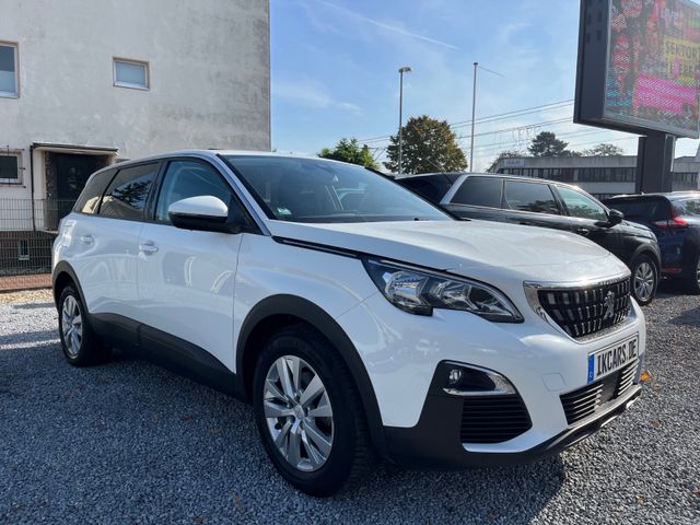 Peugeot 5008 1,5 BlueHDI EAT8 ALU NAVI AHK 7-Sitzer