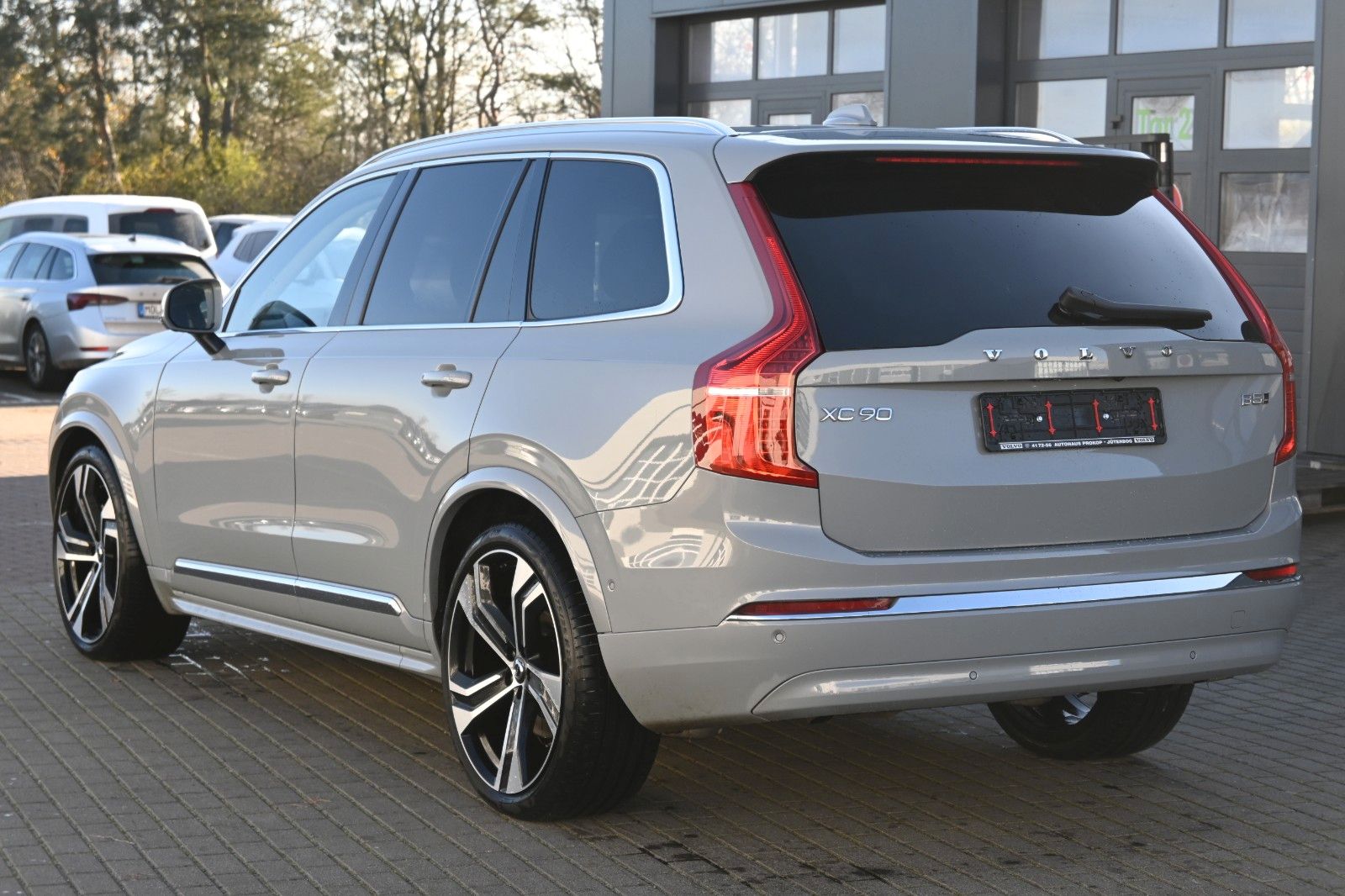 Fahrzeugabbildung Volvo XC90 B5D AWD Ultimate Bright*LED*PANO*STHZ*360*