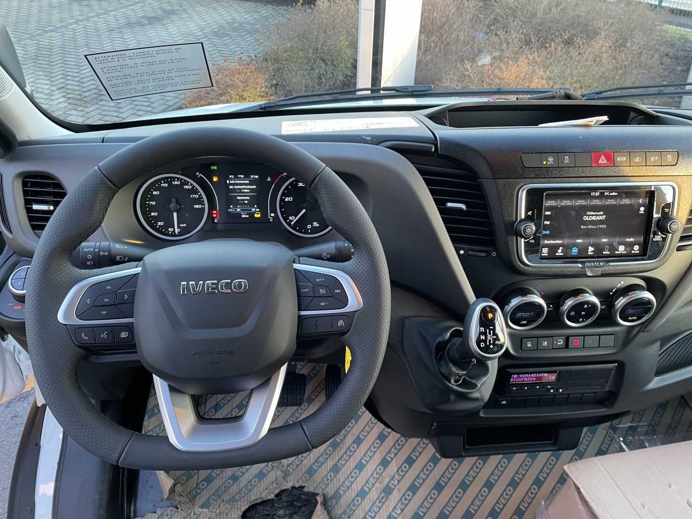 Fahrzeugabbildung Iveco Daily 70C18 HA8 *LBW*Schwenkwandkoffer*