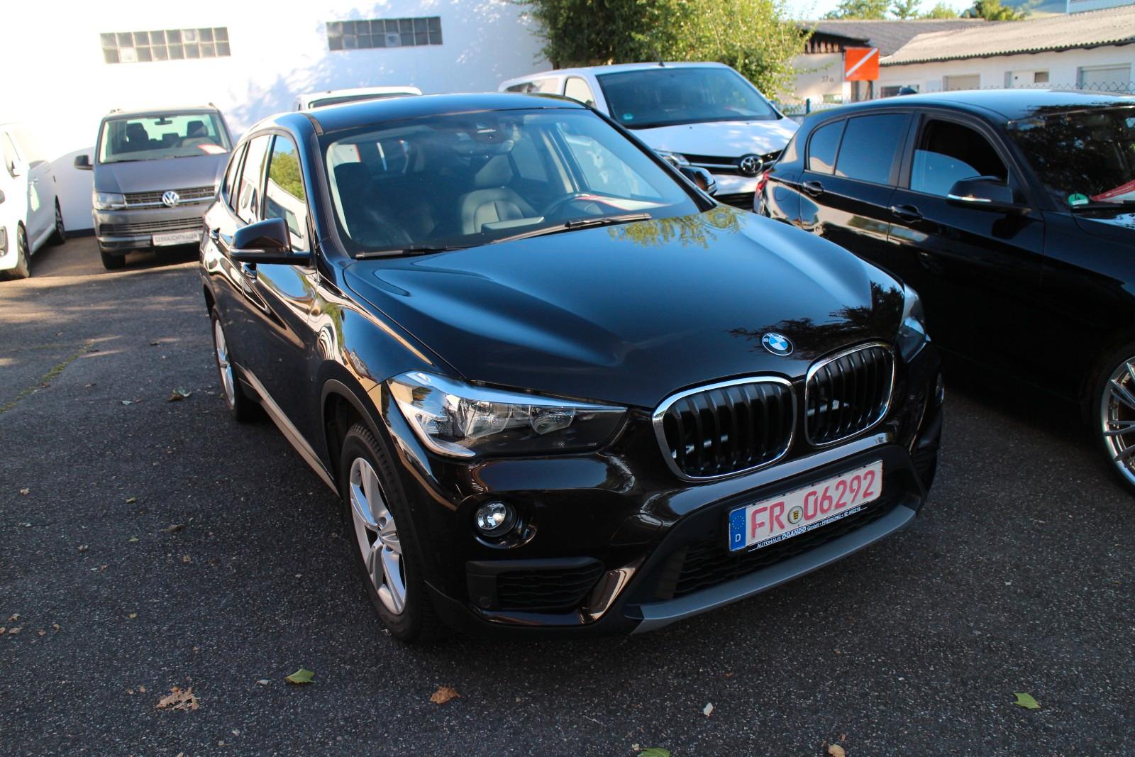 BMW X1 xDrive20i/Autom/Nav/E.Si/Tempo/PDC/HeadUp/Kli