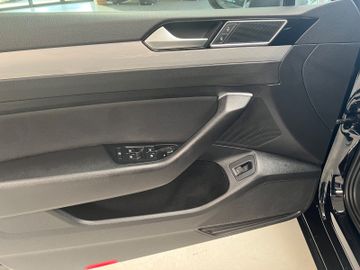 Volkswagen Passat Variant - 12