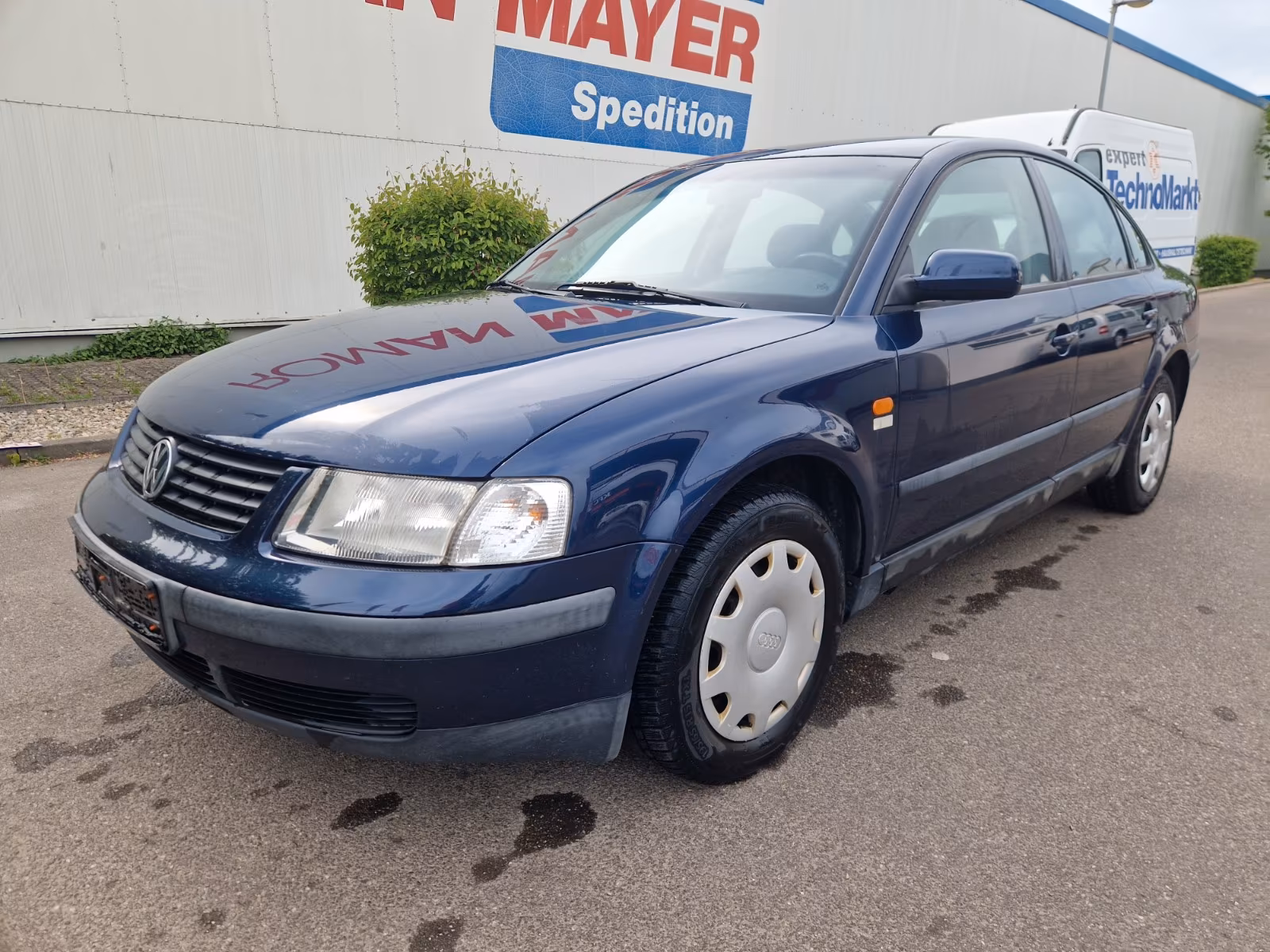 Volkswagen Passat 1.6 Gepflegt,2.HAND,Klima,Scheckheft