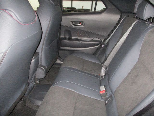 Fahrzeugabbildung Toyota C-HR Plug-In Hybrid FWD GR Sport