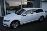 Volkswagen Passat Variant 1.5 TSI Highline  DSG Navi Leder/ - VW Passat Variant Gebrauchtwagen in Stuttgart