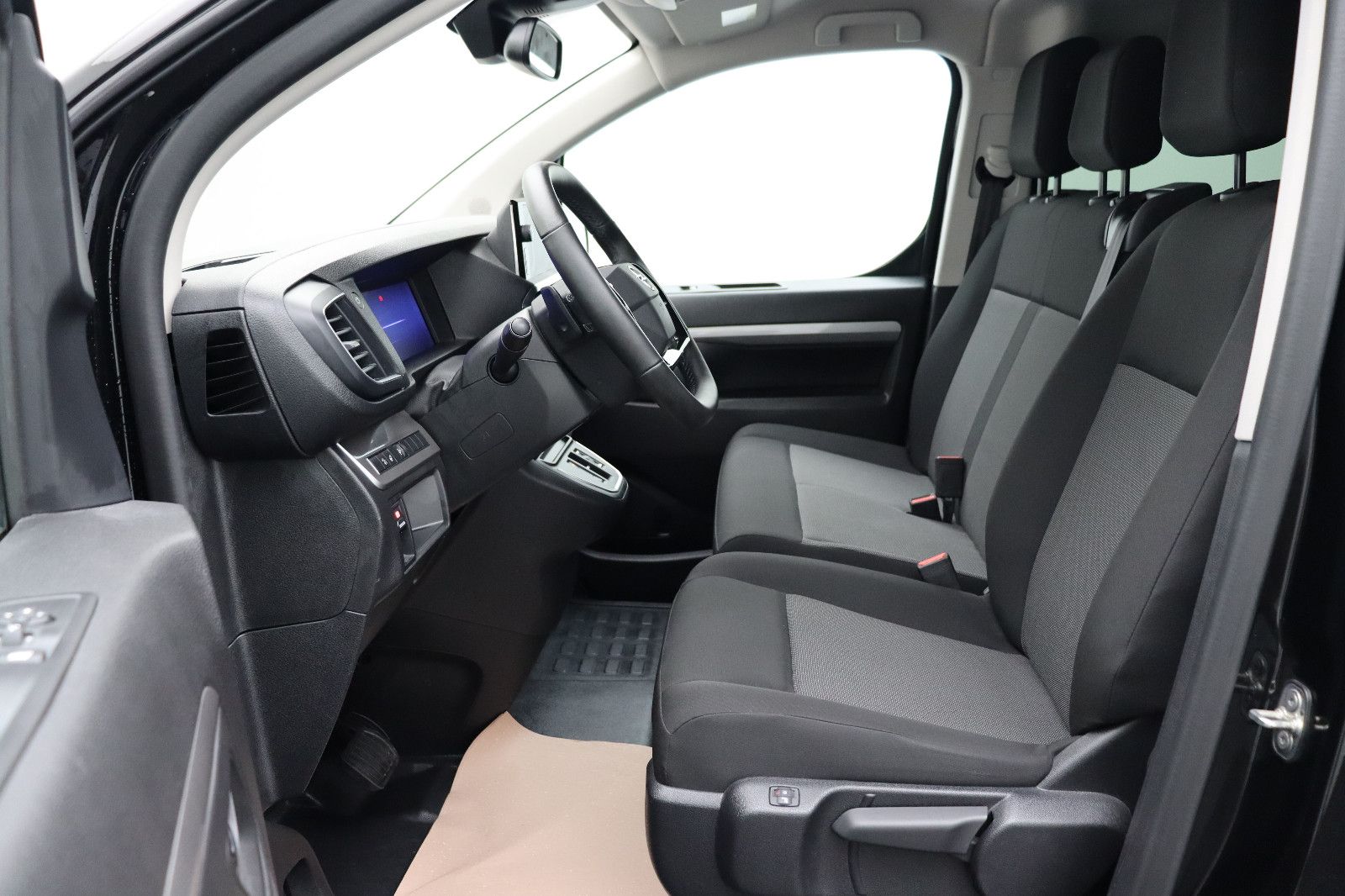 Fahrzeugabbildung Opel Zafira Life 2.0 AT Edition XL L3 9-Sitzer
