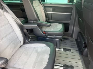 Volkswagen T6 Multivan - 11