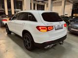 Mercedes-Benz GLC 300 e 4MATIC 9GT AMG LINE PANORAMA MULTIBEAM - gebrauchte Mercedes-Benz GLC 300 aus dem Jahr 2021