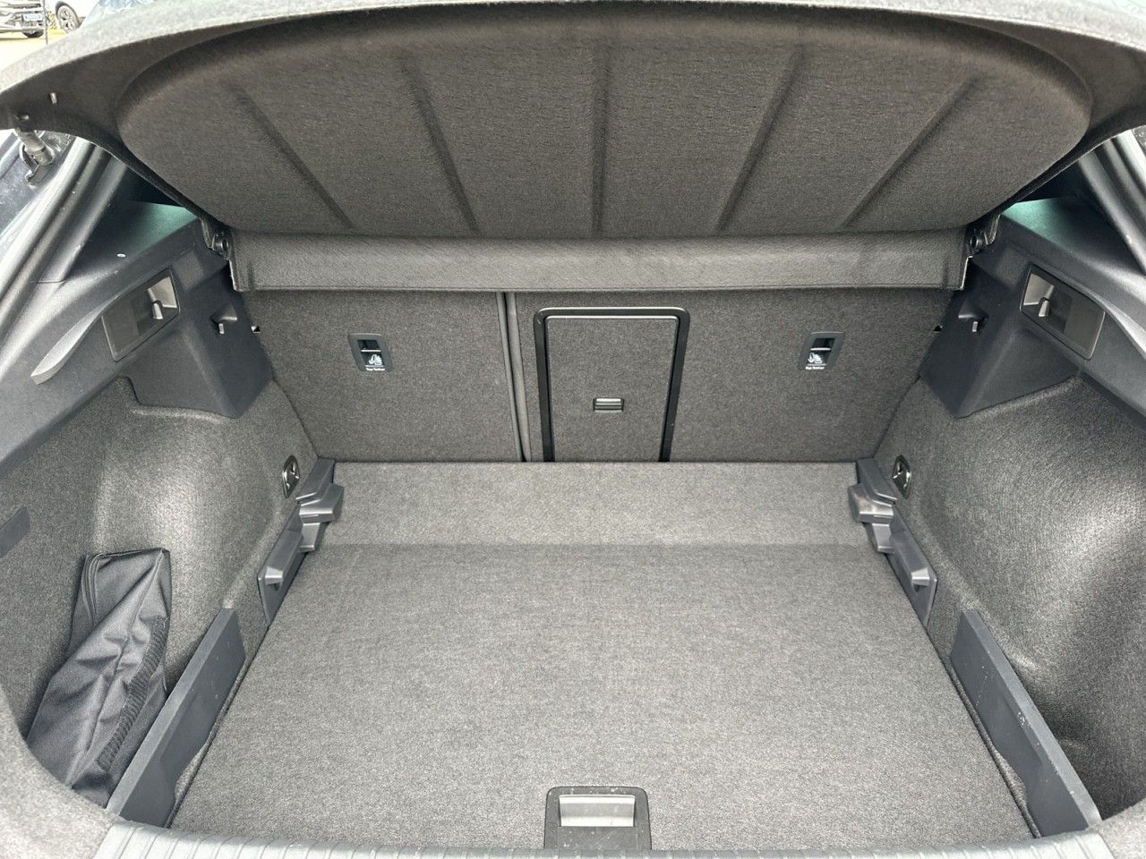 Fahrzeugabbildung CUPRA Formentor 2.0 TSI 4Drive 190 PS 7-Gang-DSG