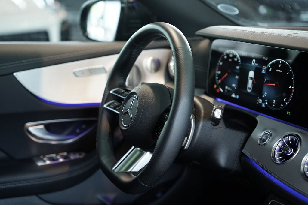 Mercedes Benz E 220