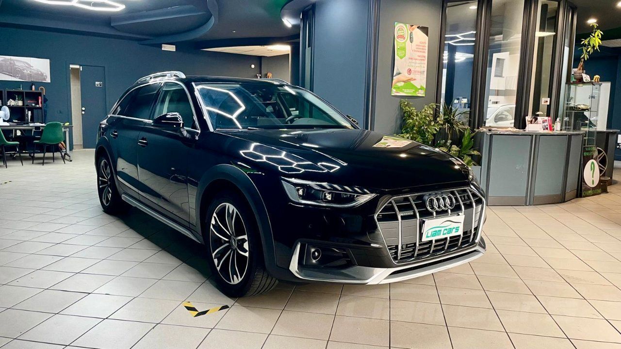 Audi A4 Allroad 45 2.0 tfsi mhev Identity Contra imagem 3