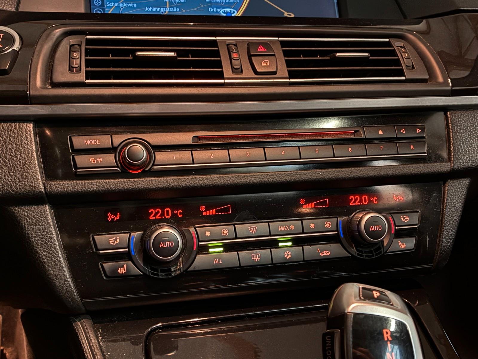 BMW 525 2011 — photo 12
