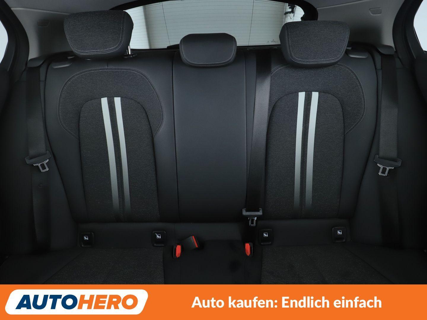 BMW 1er 118i Sport Line Aut.*LED*NAVI*TEMPO*PDC*