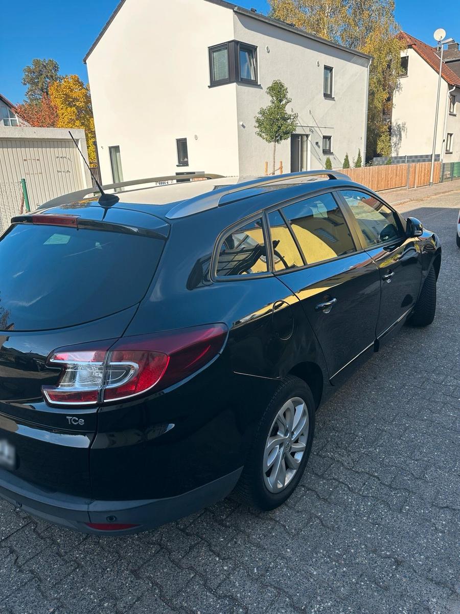 Renault Megane 2014 — photo 13