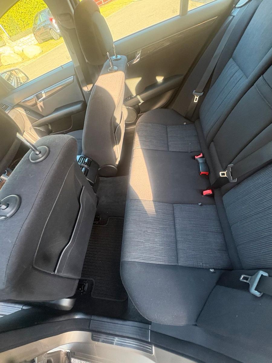 Mercedes-Benz C180 2009 — photo 9