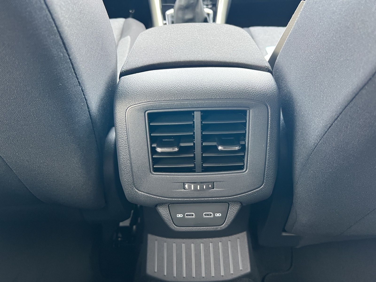 Volkswagen T-Roc - Bild 34