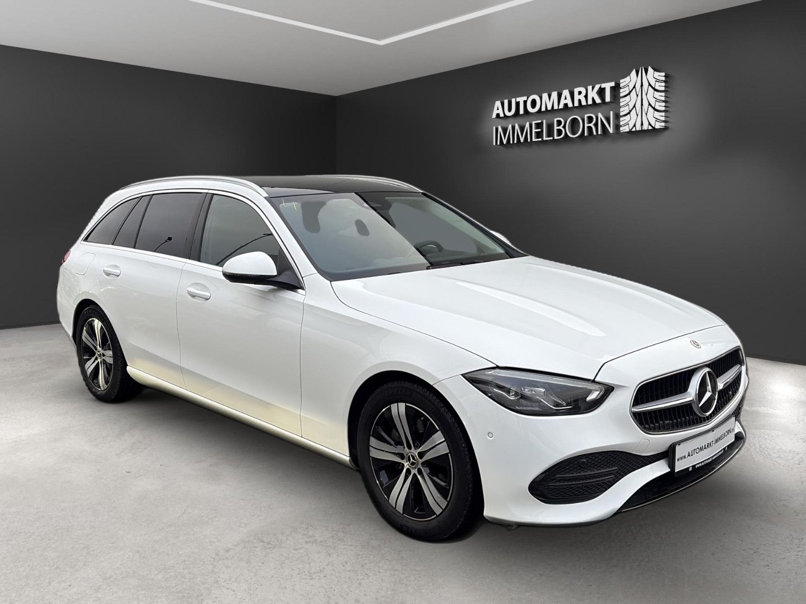 MERCEDES-BENZ C 180 T Pano*Leder*AHK*Kamera*TW*LedHigh*Memory