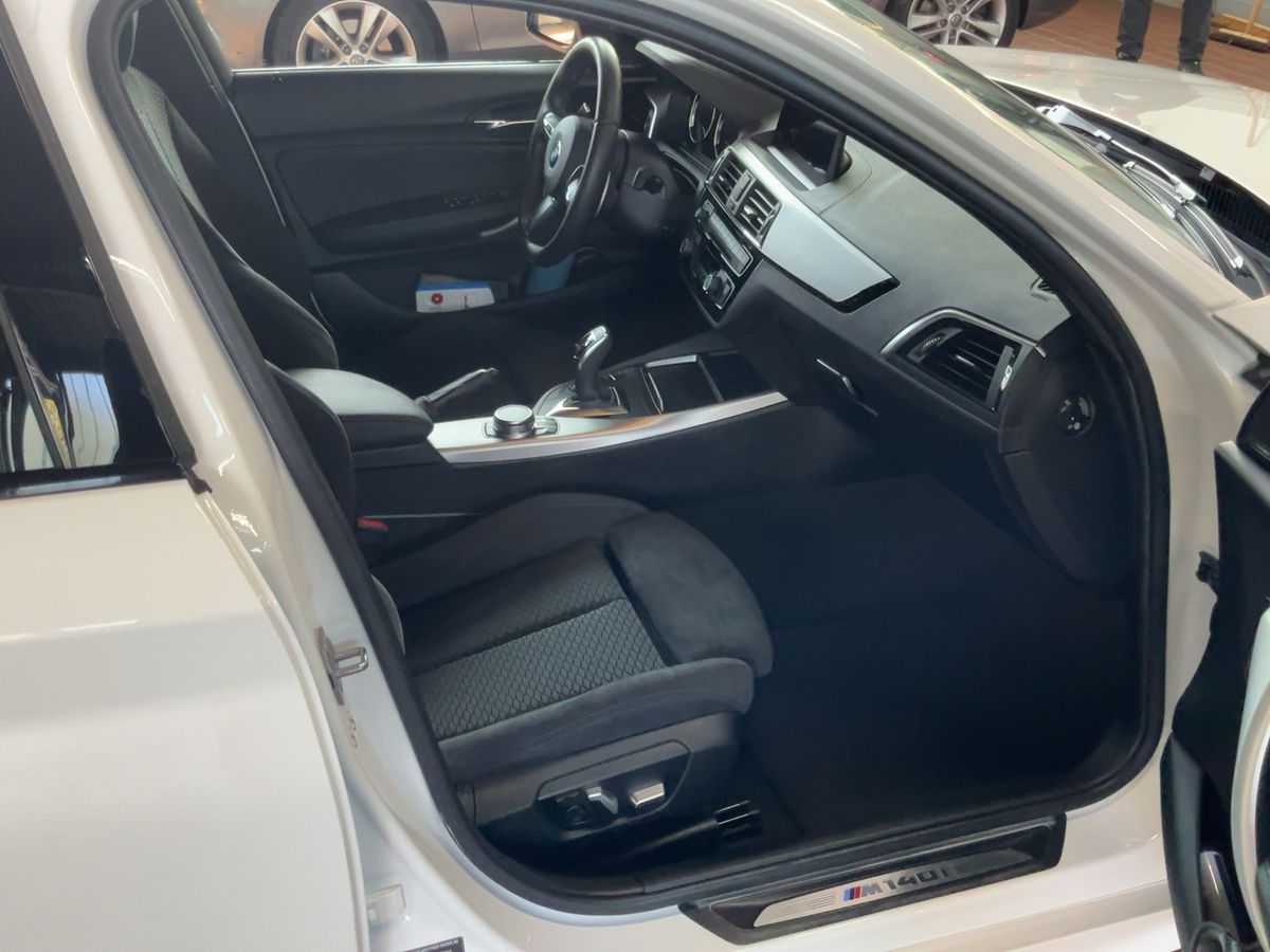 Fahrzeugabbildung BMW M140i xDrive Special Edition|M-PERFORMANCE|1.HD