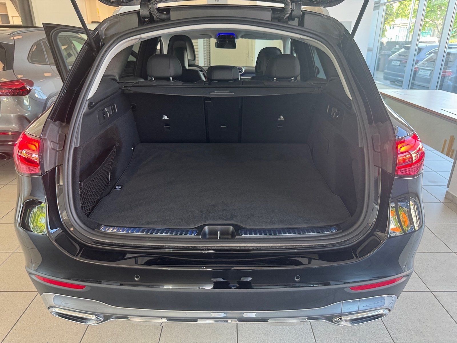 Fahrzeugabbildung Mercedes-Benz GLC 200 4M Avantgarde*AHK*Totwink*Memory*LED*Kam