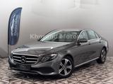 Mercedes-Benz E 220 E -Klasse Lim. E 220 d