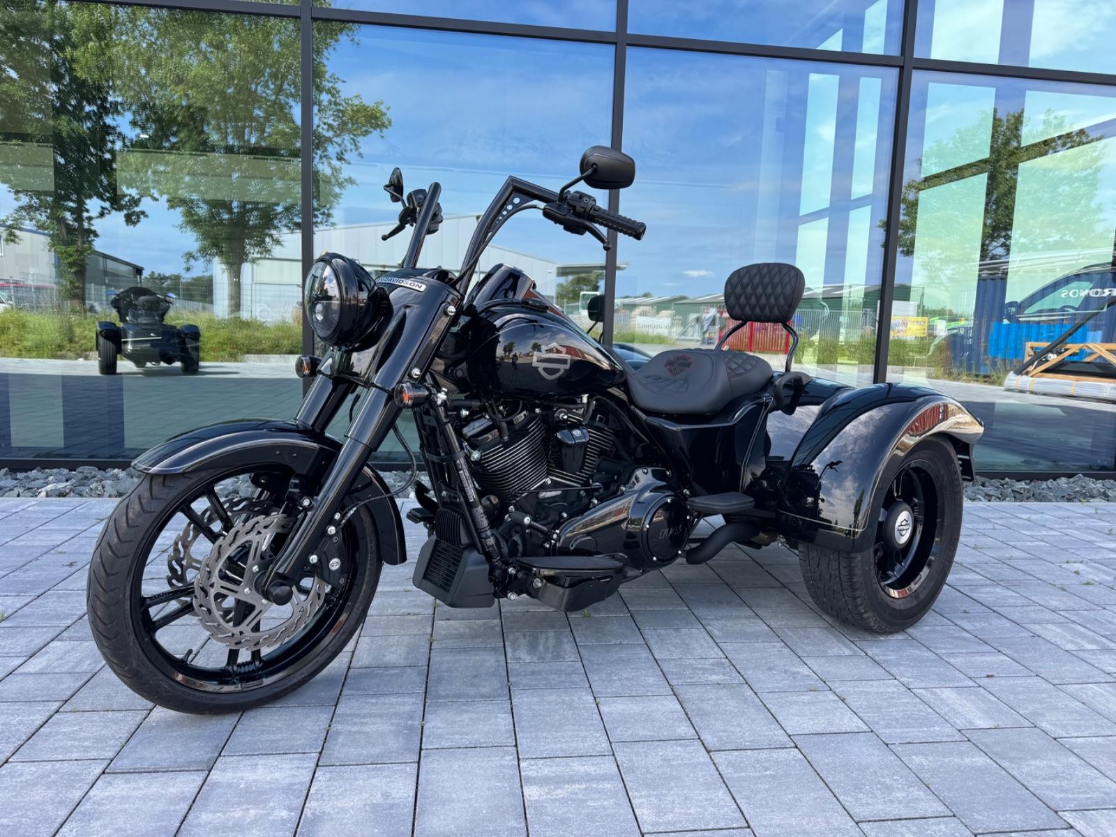 Harley-Davidson Freewheeler /FLRT 114 /2021 Trike custom wie NEU