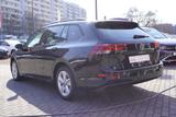 Volkswagen Golf VIII Variant 2.0 TDI Life LED ACC AHK Navi - VW Golf mit Anhängerkupplung