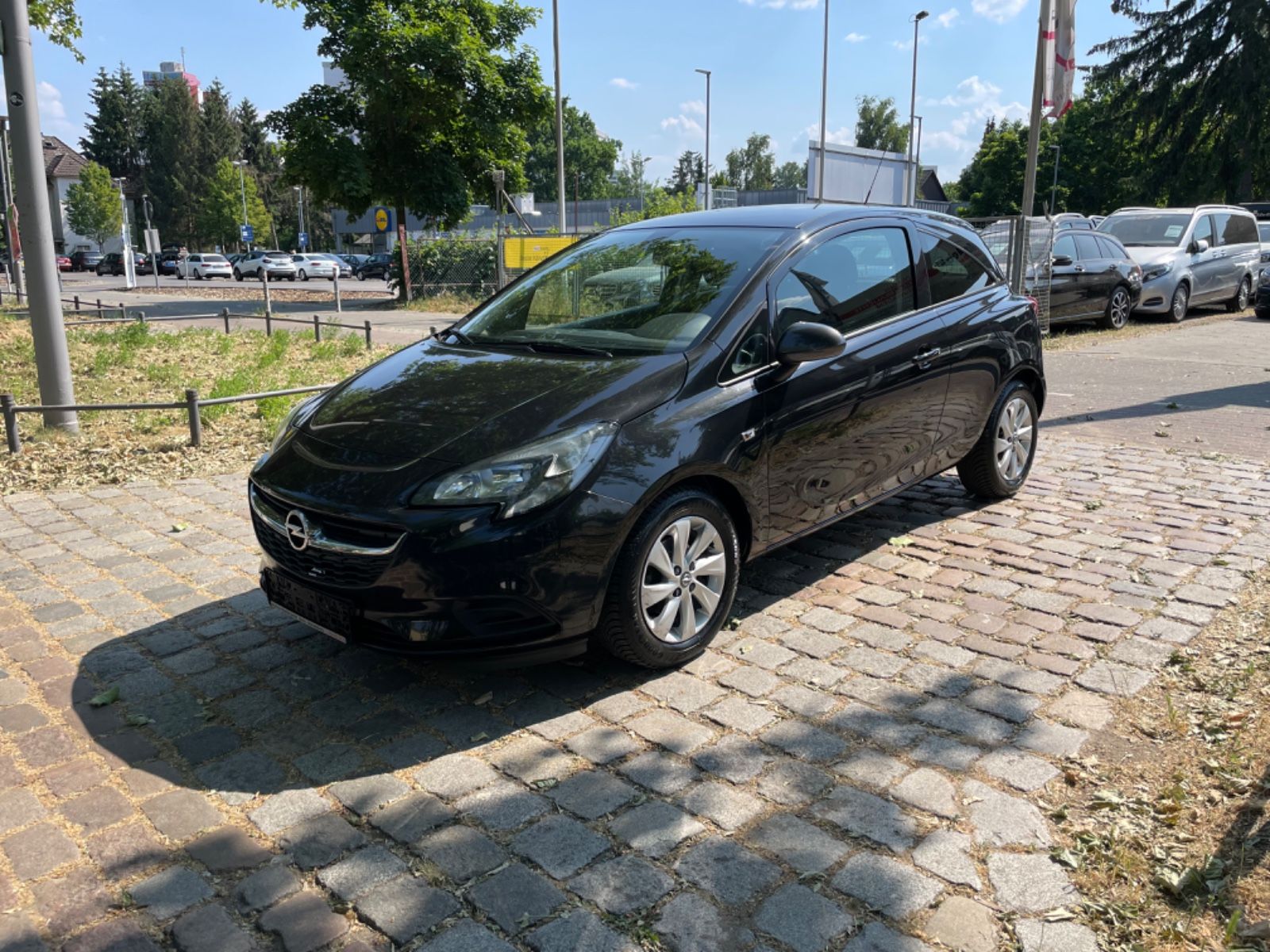 Fahrzeugabbildung Opel Corsa 1.2 E Edition*Bluetooth*Klima*SHZ*Tempomat