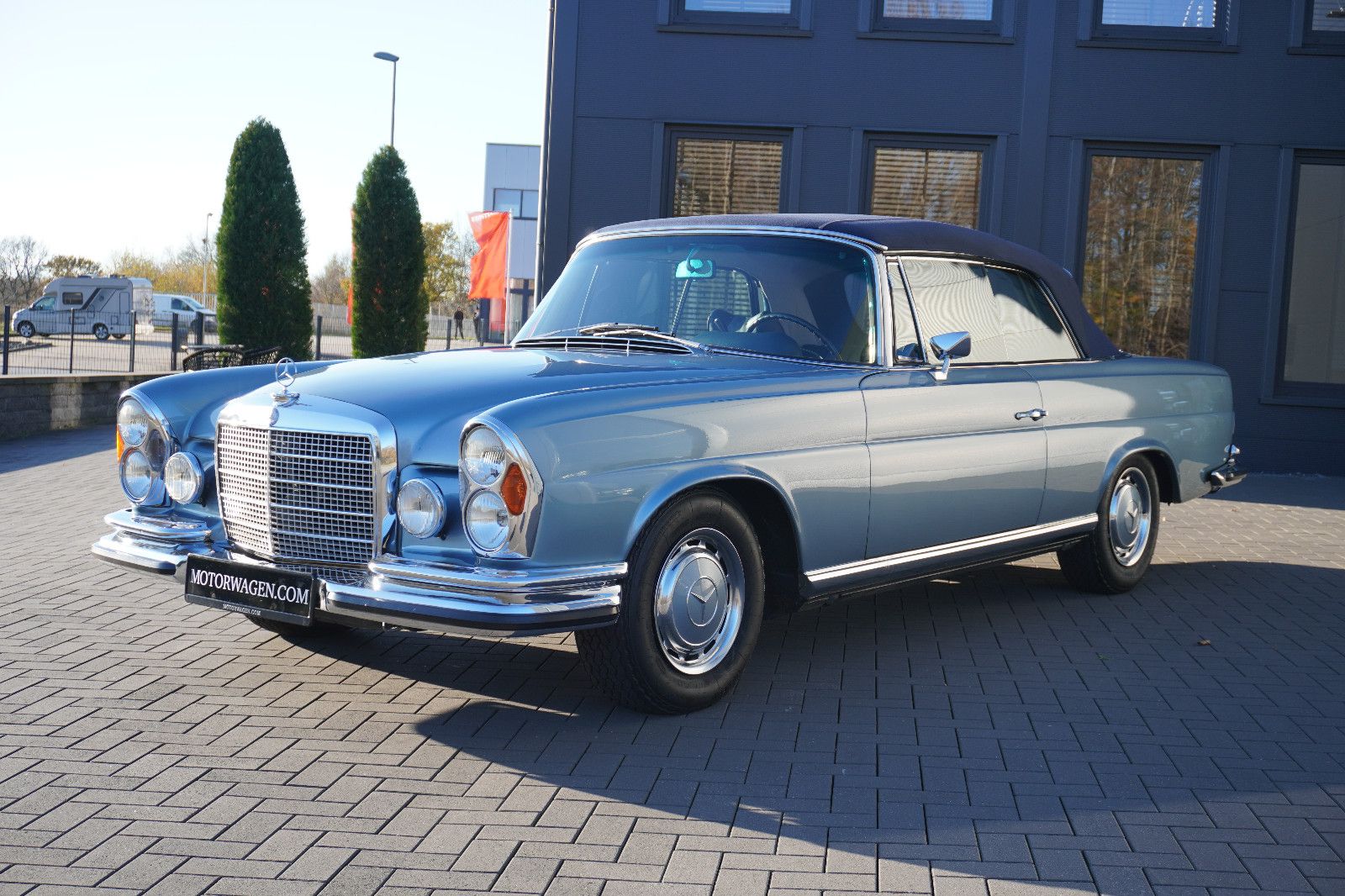 Fahrzeugabbildung Mercedes-Benz 280 SE 3,5 Cabriolet