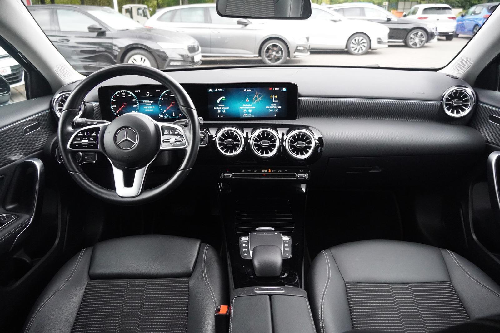 Mercedes-Benz A-Class A180 Progressive LED Navi DAB Sitzheizung, миниатюра 13