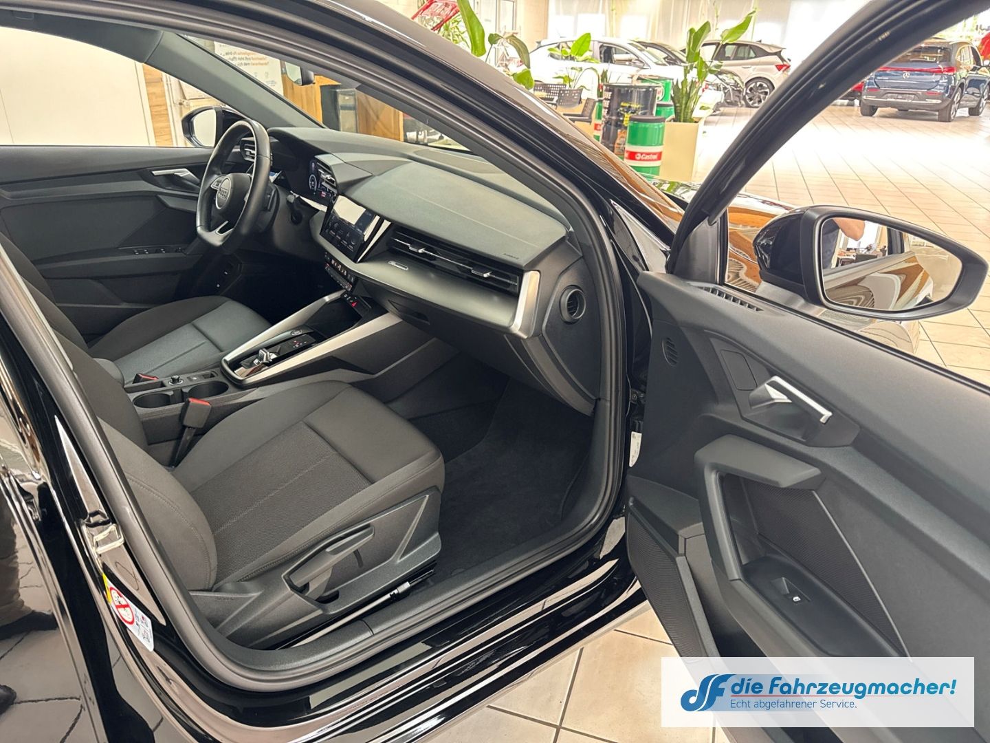 Fahrzeugabbildung Audi A3 Sportback 40 TFSI e AHK-abnehmbar Digitales