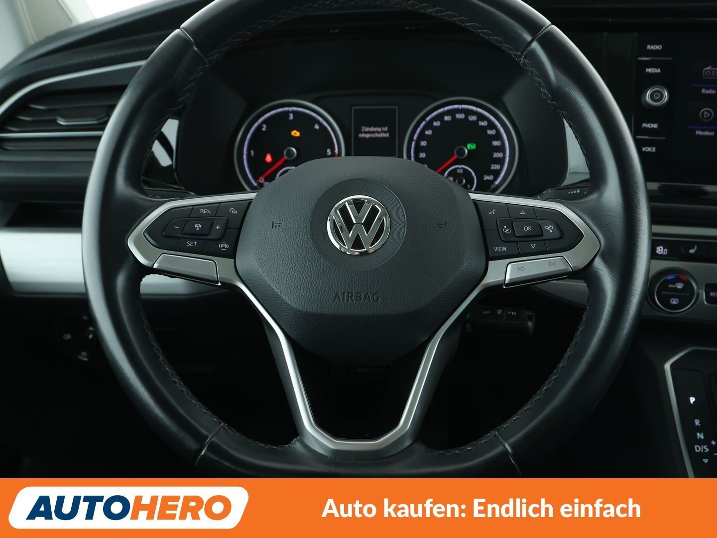 Volkswagen T6 Multivan 2.0 TDI Comfortline FWD Aut. NAVI foto 19
