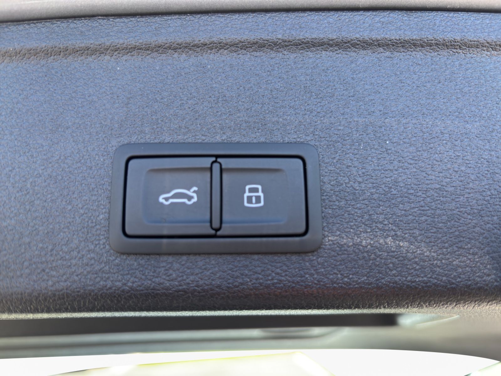 Audi A4 - Bild 12