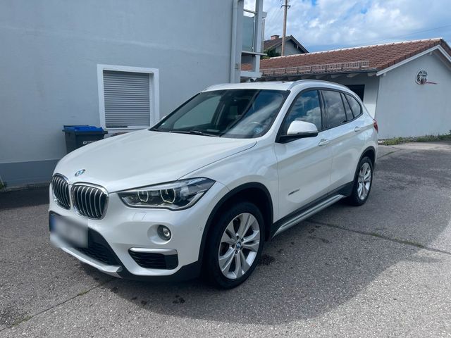 BMW BMW X1 Xdrive Leder Pano