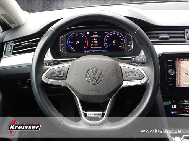 Passat Variant 4M 2.0 TDI Business AHK/NAVI/RFK