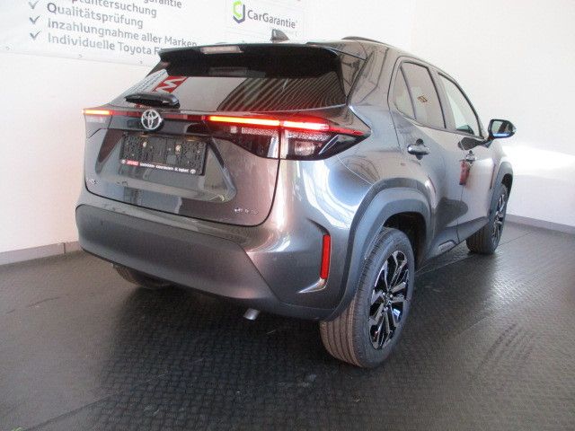 Fahrzeugabbildung Toyota Yaris Cross Hybrid FWD Teamplayer, Winterpaket