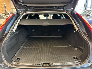 Volvo V90 Kombi Momentum *LED*AndroidAutoAppleCarPlay
