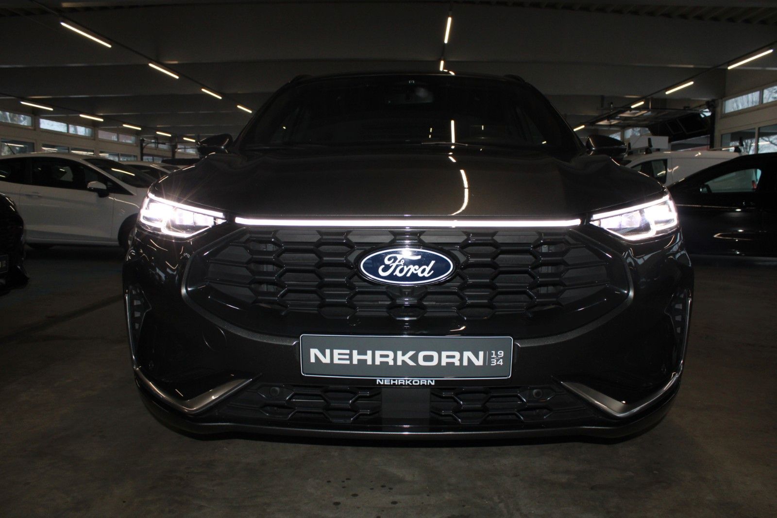 Fahrzeugabbildung Ford Kuga ST-Line X Automatik Facelift AHK Matrix LED