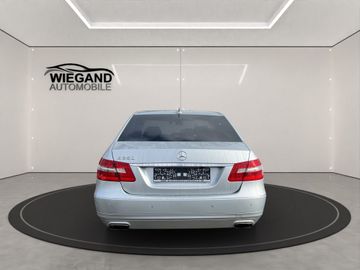 Mercedes E 250 - 4