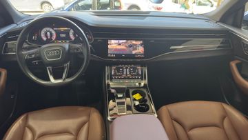 Audi Q8 - 8