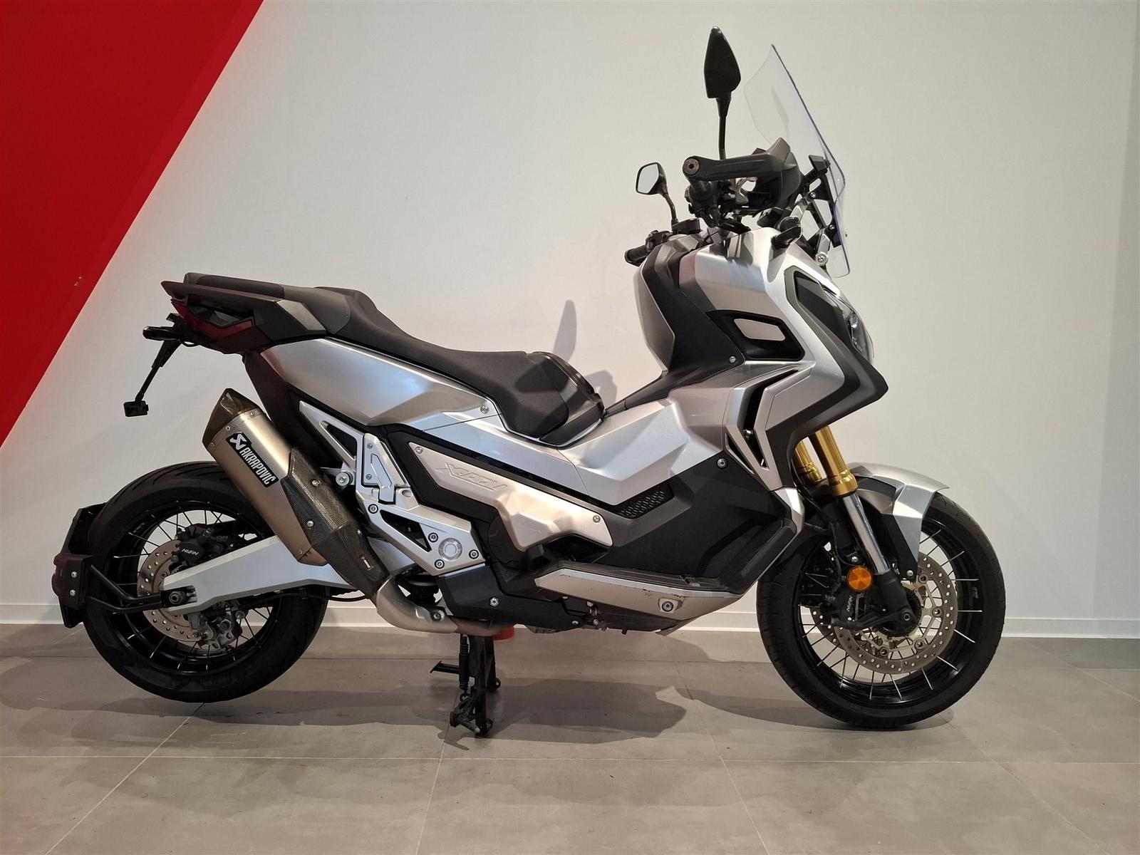 Honda X-ADV Akrapovic, Service Neu